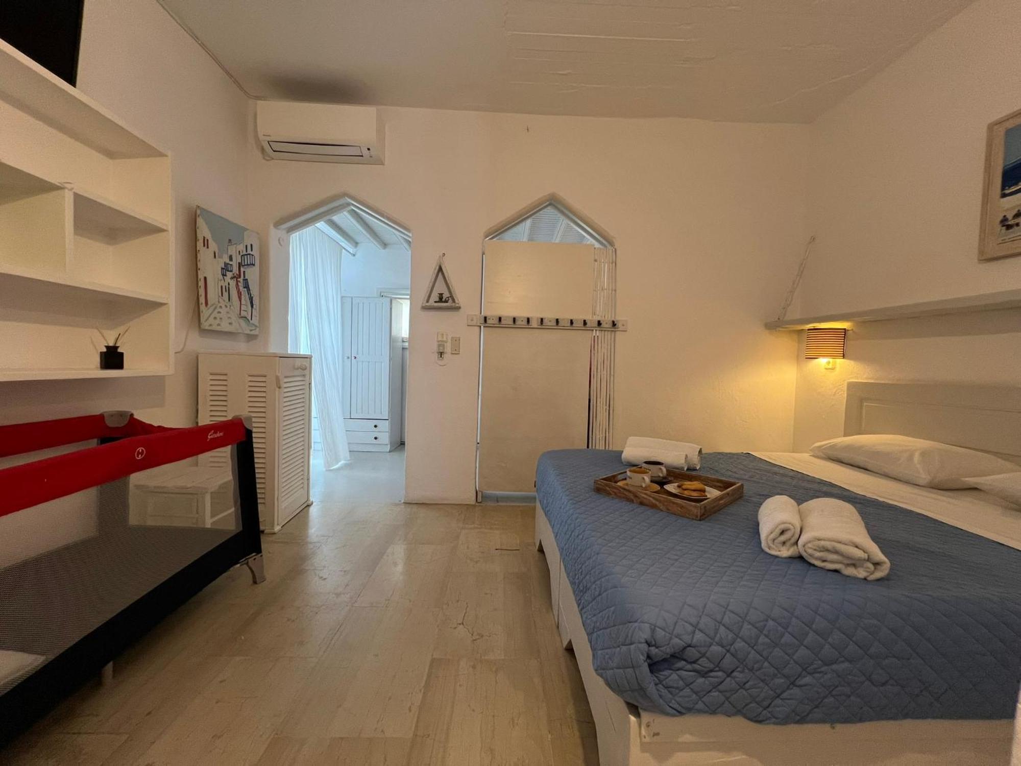 Mykonos Tourlos Nests - Sea View Escape Lejlighed Eksteriør billede