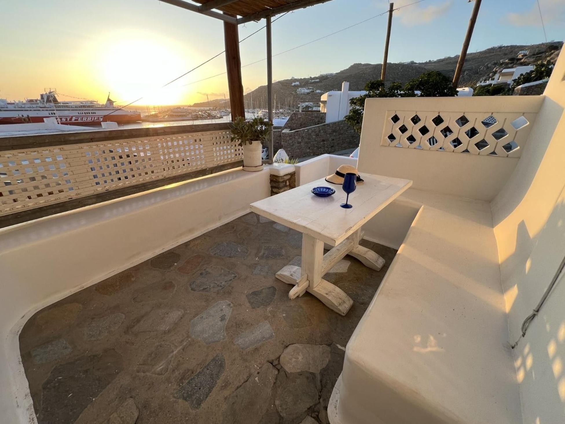 Mykonos Tourlos Nests - Sea View Escape Lejlighed Eksteriør billede